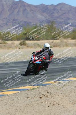 media/Mar-24-2025-Moto Forza (Mon) [[57ce5c5cff]]/1-Advanced Group/Session 3 (Turn 6 Inside)/